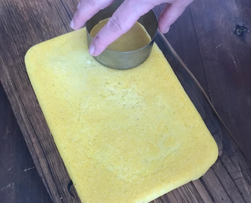 Tagliare la polenta